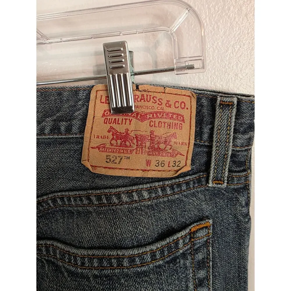 Levi's 527 Men's Jeans Size 38/32 Low Boot Cut Waist Measures 36